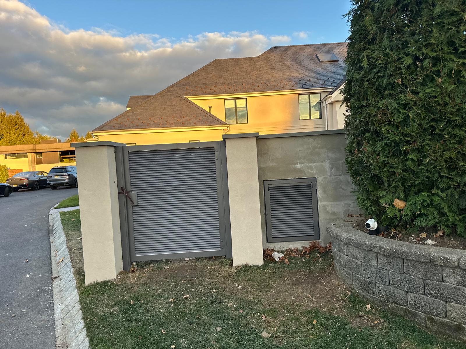 Swing Sliding Gate